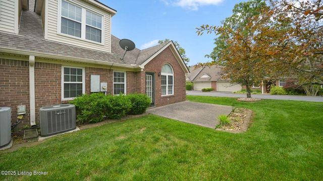 8001 Butler National Ct, Louisville, KY 40291