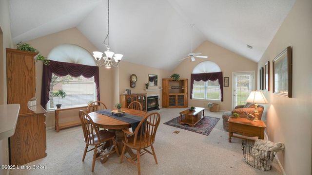 8001 Butler National Ct, Louisville, KY 40291