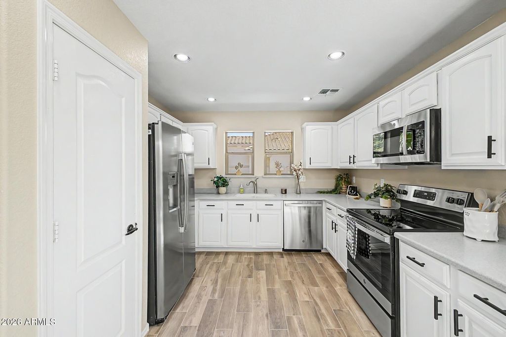 16928 W RIMROCK Street, Surprise, AZ 85388 — photo 5