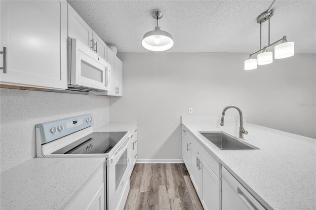 2605 10TH COURT, Palm Harbor, FL 34684