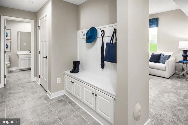 4427 DAISY REID AVE, Woodbridge, VA 22192