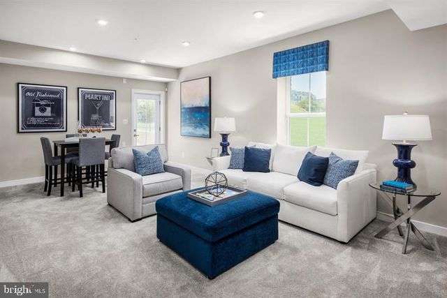 4427 DAISY REID AVE, Woodbridge, VA 22192