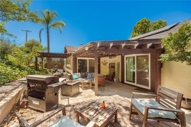 1708 Beechwood, Fullerton, CA 92835