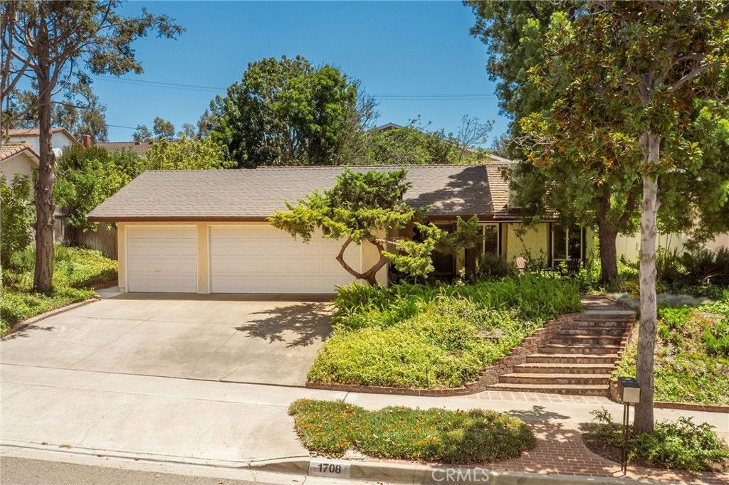 1708 Beechwood, Fullerton, CA 92835