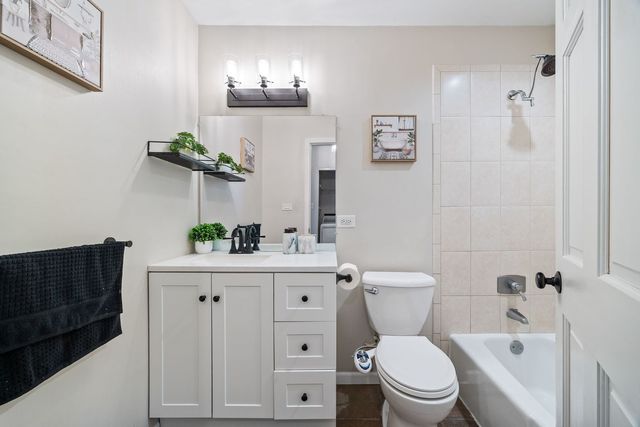 7732 159th Place, Tinley Park, IL 60477