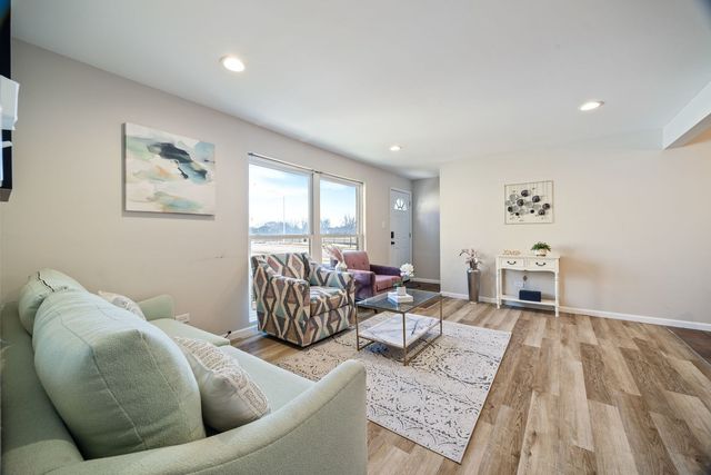 7732 159th Place, Tinley Park, IL 60477