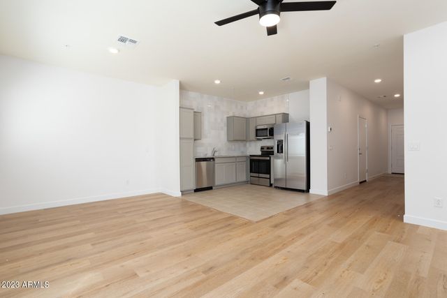 2169 W Harmont Drive, Phoenix, AZ 85021
