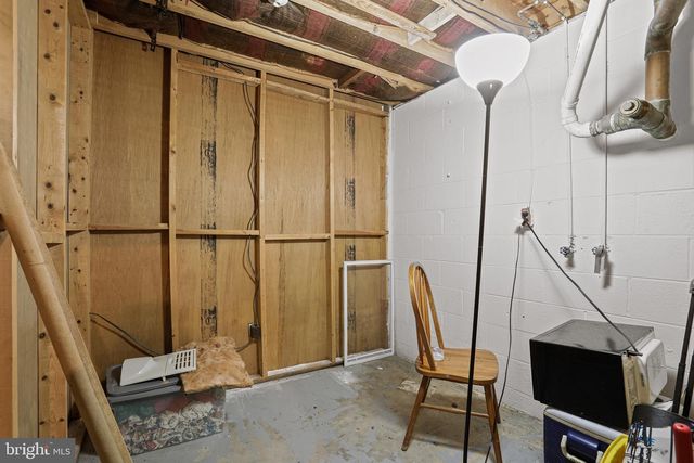 3504 WAKEFIELD ST, Colonial Beach, VA 22443