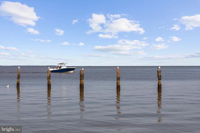 3504 WAKEFIELD ST, Colonial Beach, VA 22443