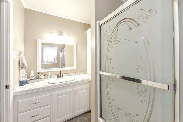 2410 Karen St, Thibodaux, LA 70301