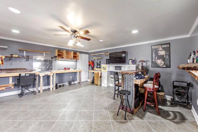 2410 Karen St, Thibodaux, LA 70301