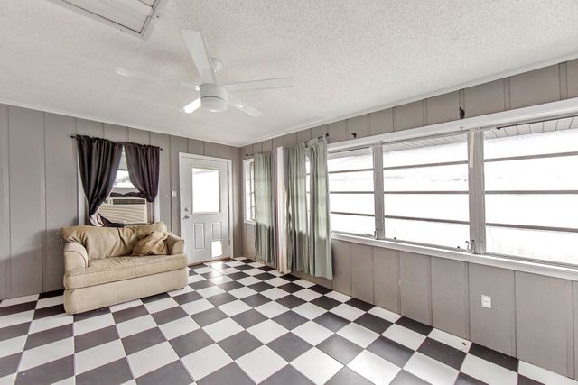 2410 Karen St, Thibodaux, LA 70301