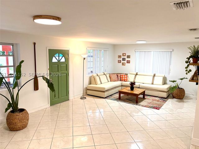 14500 NE 5th Ct, Miami, FL 33161