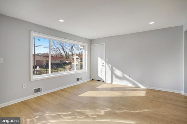 7306 GAVIN ST, Hyattsville, MD 20784