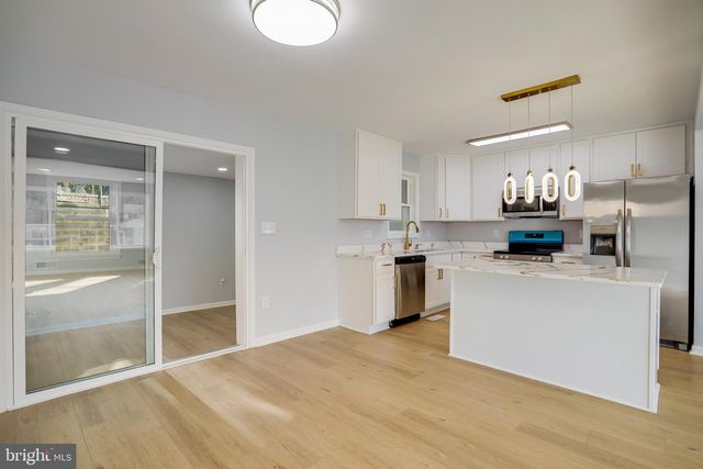 7306 GAVIN ST, Hyattsville, MD 20784