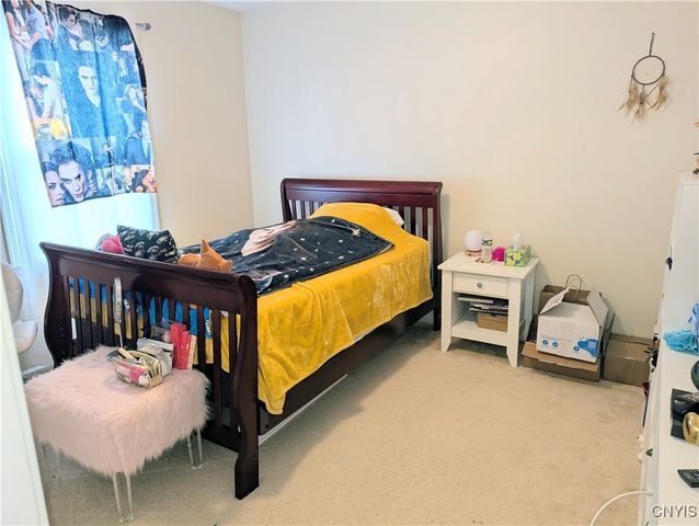 8218 Perch Drive, Clay, NY 13090