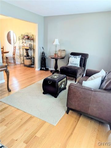 8218 Perch Drive, Clay, NY 13090