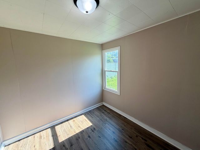 5775 Connecticut Street, Merrillville, IN 46410