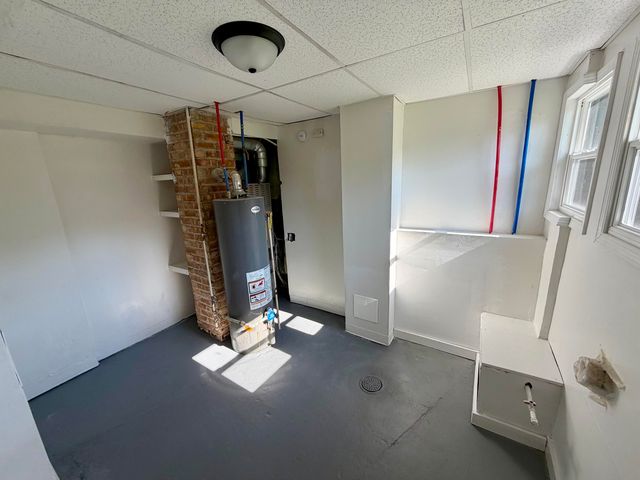 5775 Connecticut Street, Merrillville, IN 46410