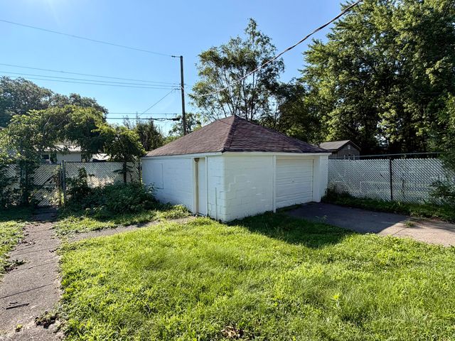 5775 Connecticut Street, Merrillville, IN 46410