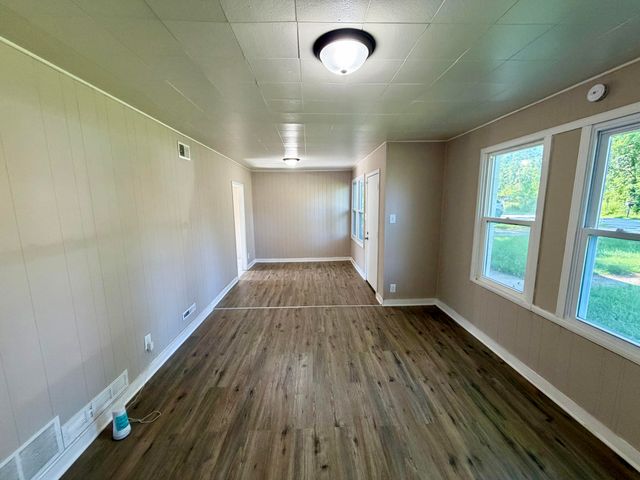 5775 Connecticut Street, Merrillville, IN 46410