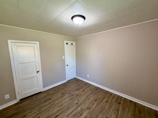 5775 Connecticut Street, Merrillville, IN 46410