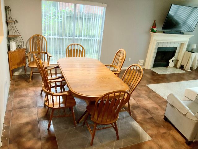 10838 Spruce Drive S, La Porte, TX 77571