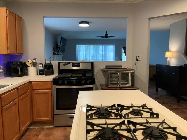 10838 Spruce Drive S, La Porte, TX 77571