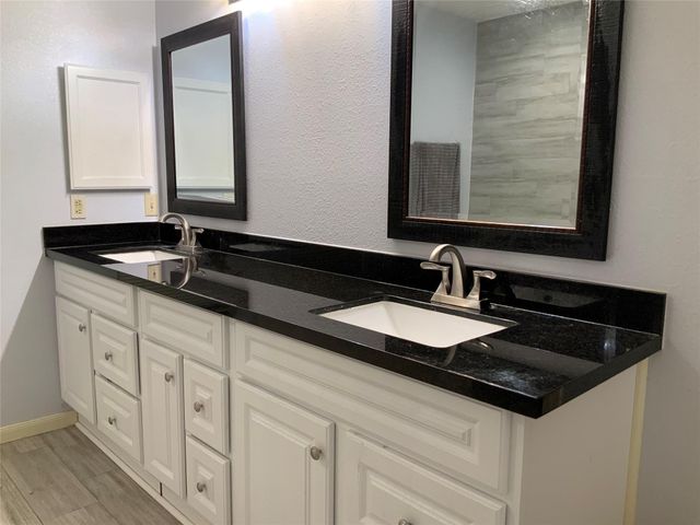 10838 Spruce Drive S, La Porte, TX 77571