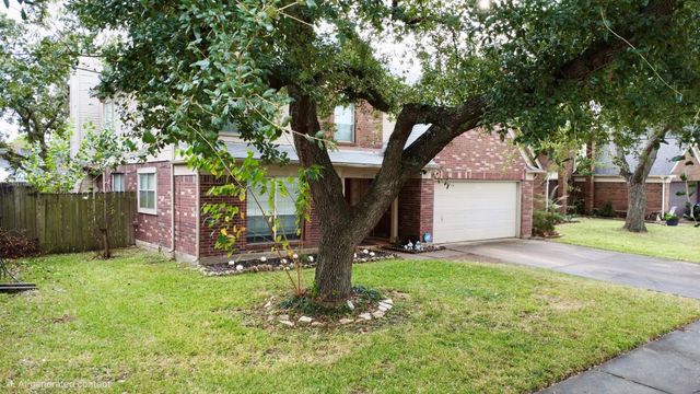 10838 Spruce Drive S, La Porte, TX 77571