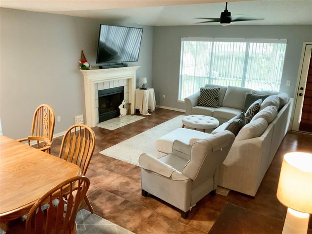 10838 Spruce Drive S, La Porte, TX 77571