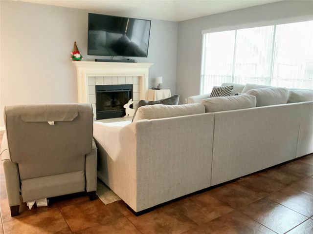 10838 Spruce Drive S, La Porte, TX 77571