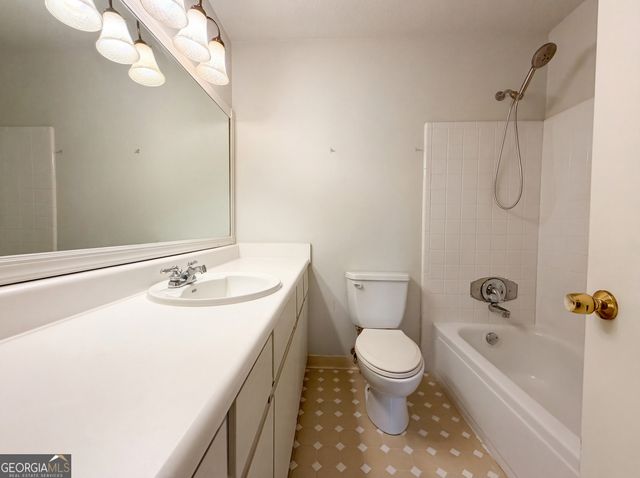 214 Cornell Drive, Warner Robins, GA 31093