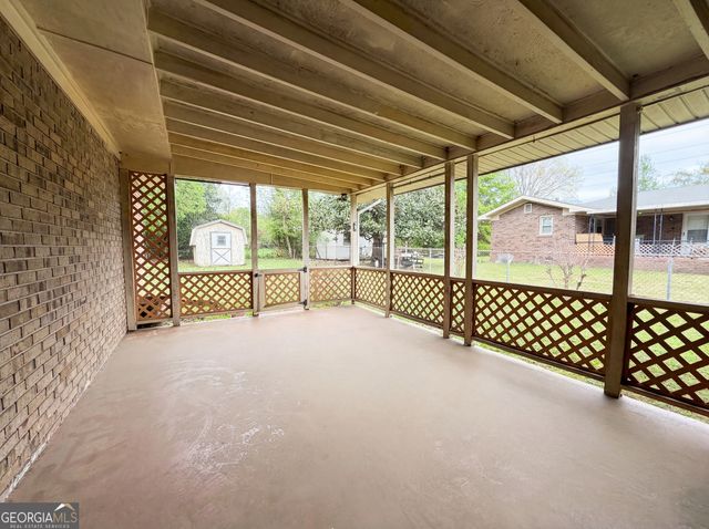 214 Cornell Drive, Warner Robins, GA 31093