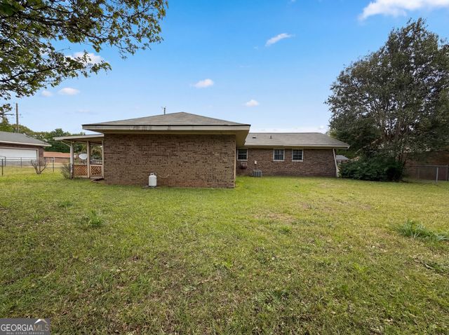 214 Cornell Drive, Warner Robins, GA 31093