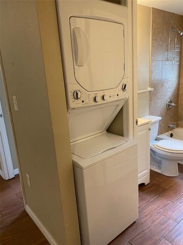 1002 E MCDONALD AVENUE 4, Eustis, FL 32726