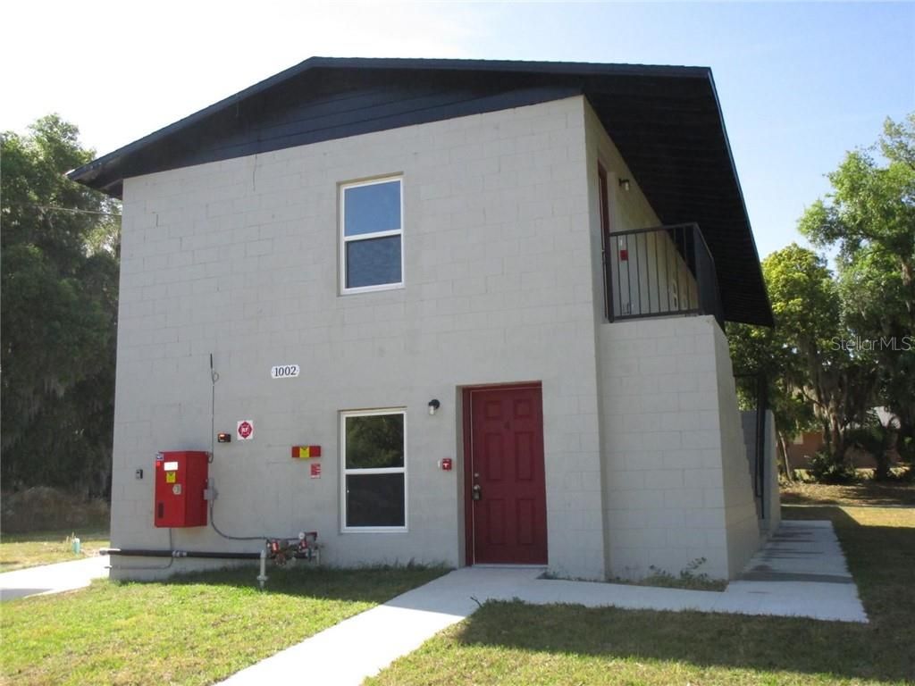 1002 E MCDONALD AVENUE 4, Eustis, FL 32726