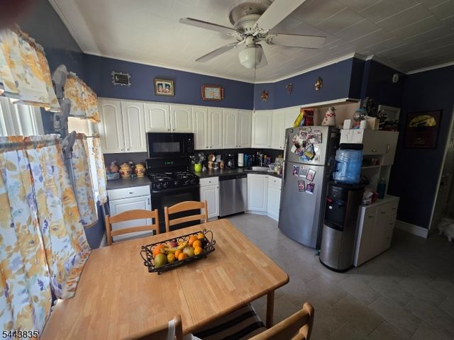 32 Marconi St, Clifton City, NJ 07013
