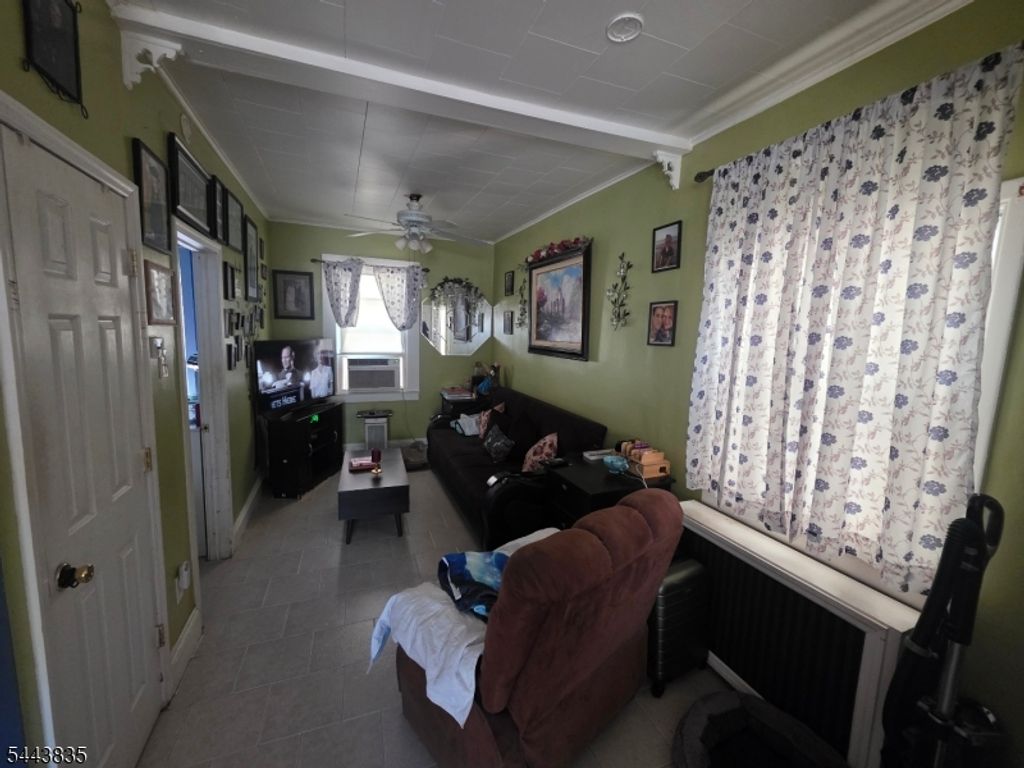 32 Marconi St, Clifton City, NJ 07013 — photo 3