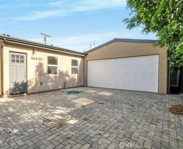 14320 Osborne, Panorama City (los Angeles), CA 91402