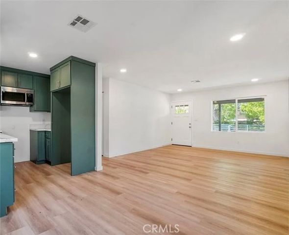 14320 Osborne, Panorama City (los Angeles), CA 91402