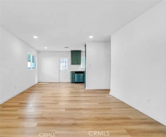 14320 Osborne, Panorama City (los Angeles), CA 91402