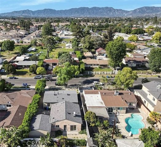 14320 Osborne, Panorama City (los Angeles), CA 91402