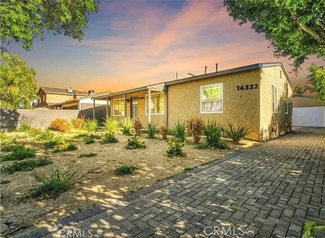 14320 Osborne, Panorama City (los Angeles), CA 91402