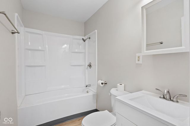 2262 N Centennial Street, Indianapolis, IN 46222