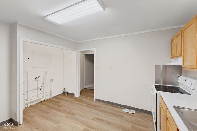 2262 N Centennial Street, Indianapolis, IN 46222