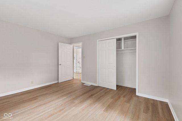 2262 N Centennial Street, Indianapolis, IN 46222