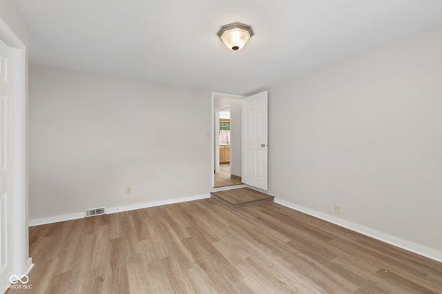 2262 N Centennial Street, Indianapolis, IN 46222