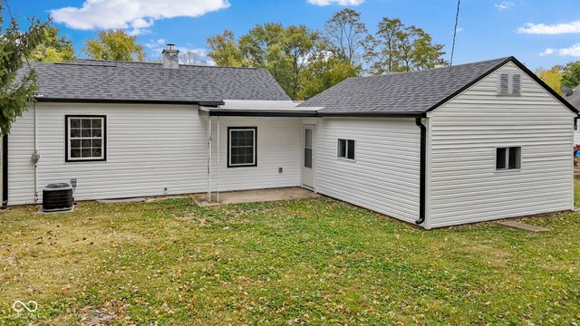 2262 N Centennial Street, Indianapolis, IN 46222