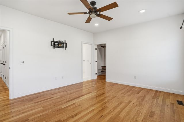 1291 Central Avenue, Johnston, RI 02919